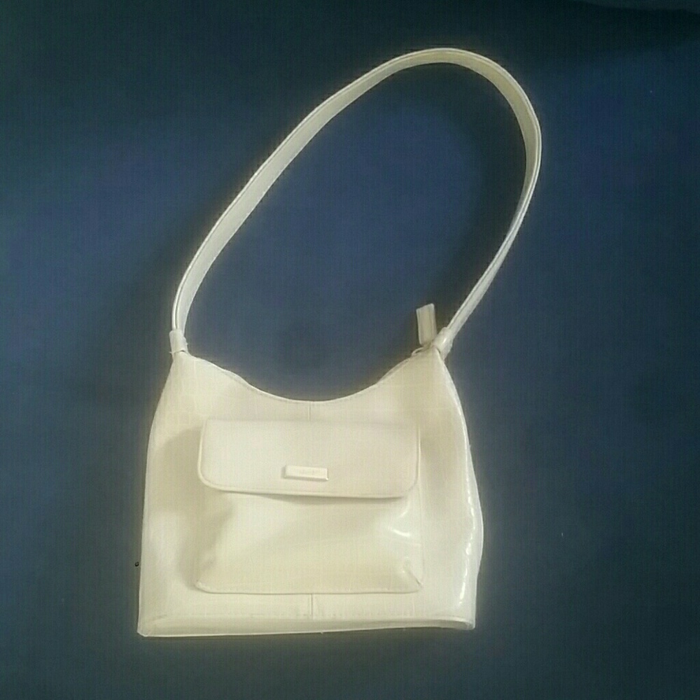 Nine West small ivory handbag